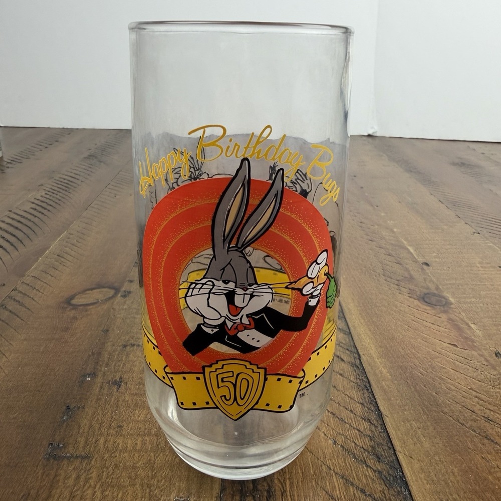 Happy Birthday Bugs Bunny 50th Birthday Commemorative Glass 1990 Looney Tunes